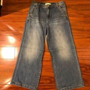 GAP wide-leg cropped jeans, size 29